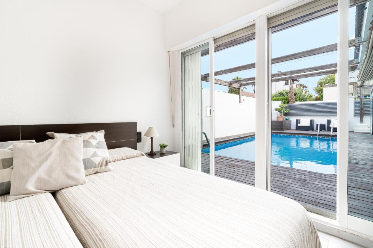 坎布里尔斯"Charm & Cozy 4Br - 3Ba With Pool & Barbecue"别墅 外观 照片