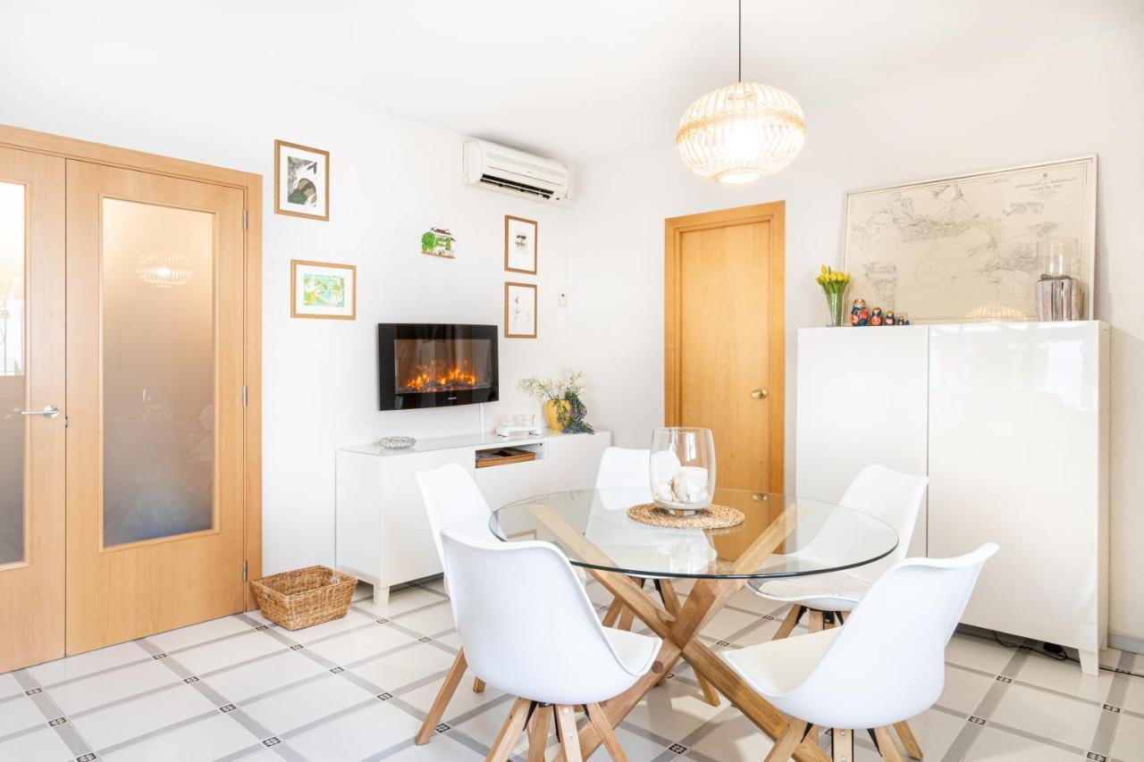 坎布里尔斯"Charm & Cozy 4Br - 3Ba With Pool & Barbecue"别墅 外观 照片