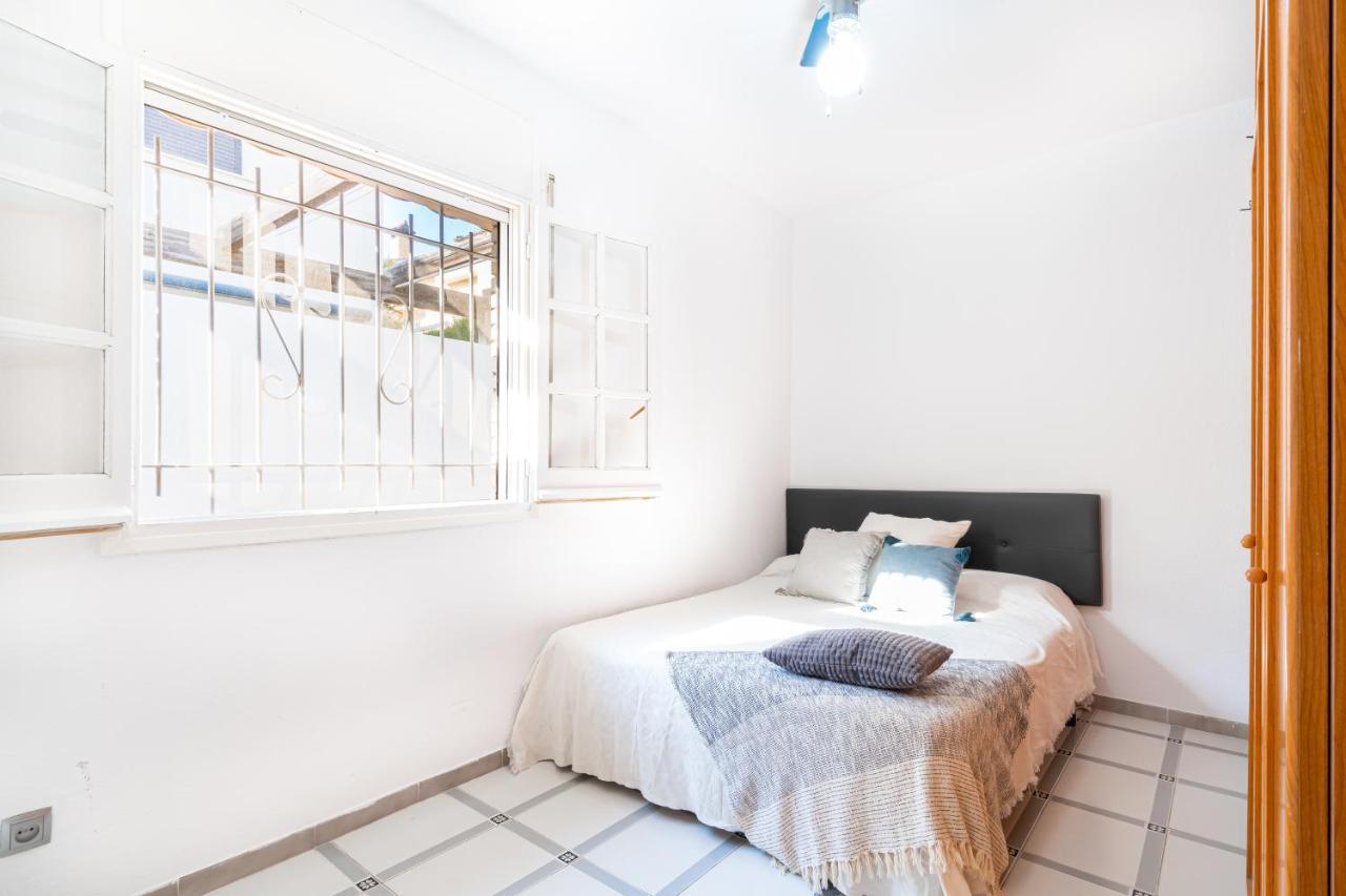 坎布里尔斯"Charm & Cozy 4Br - 3Ba With Pool & Barbecue"别墅 外观 照片